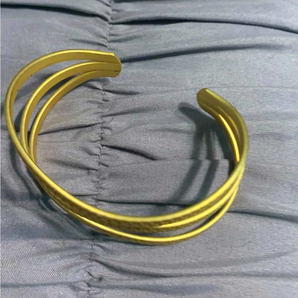 Trance Cuff Bracelet - Matte Gold Plated - Picture 3 of 5